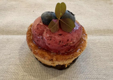 Nøddedrøm med blårbærmousse